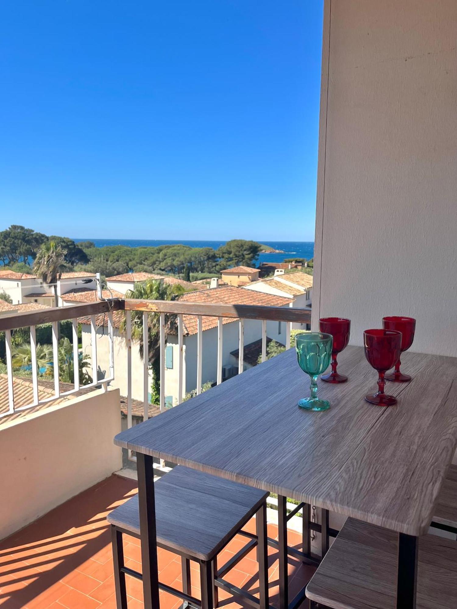 Appartement T3 Terrasse Vue Mer บ็องโดล ภายนอก รูปภาพ